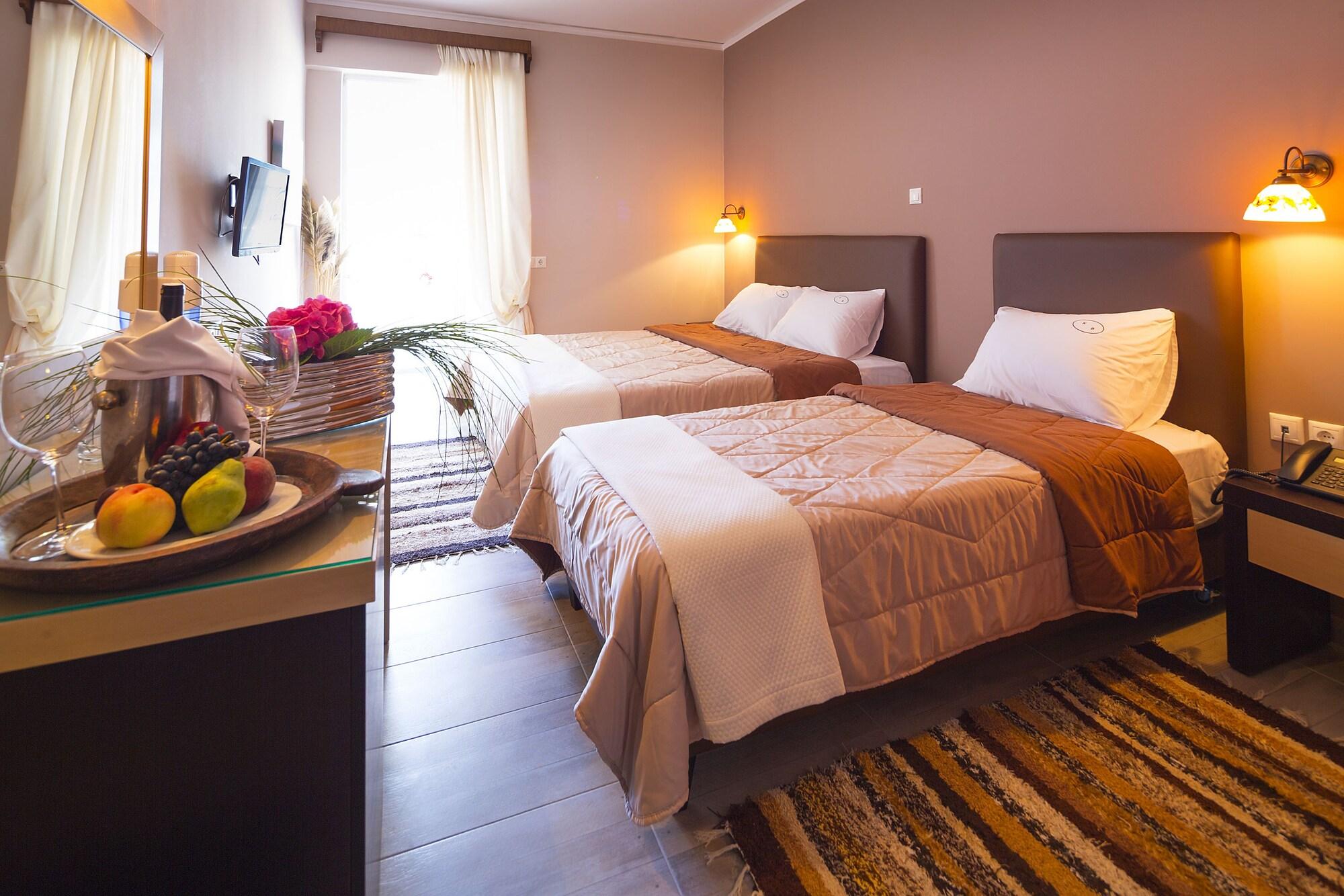Kyparissia Beach Hotel Bagian luar foto
